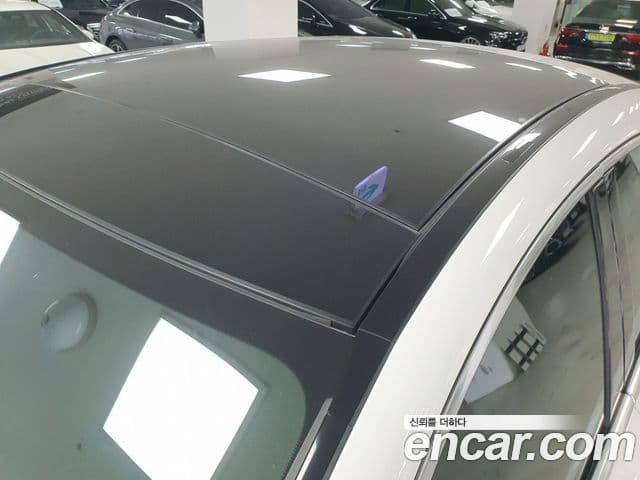 Mercedes-Benz GLE-Class 2023 — ფოტო 12/17