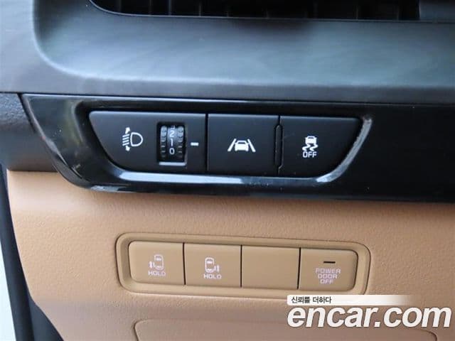 Kia Carnival 2022 — ფოტო 11/20