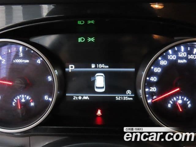 Kia Carnival 2022 — ფოტო 12/20