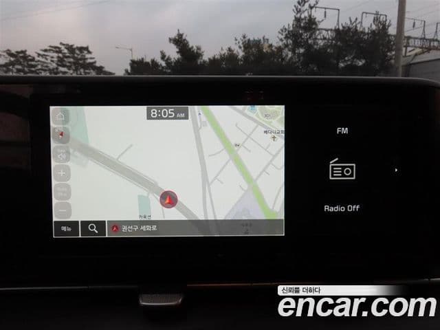 Kia Carnival 2022 — ფოტო 13/20