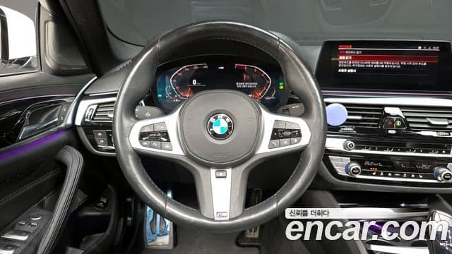 BMW 5 Series 2020 — Фото 13/20