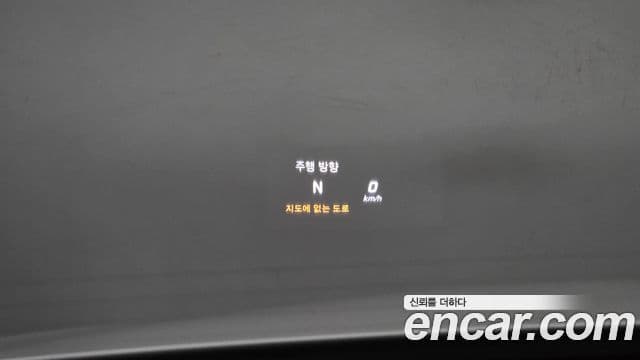 Mercedes-Benz C-Class 2018 — Photo 8/20