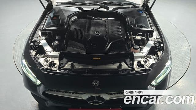 Mercedes-Benz CLS-Class 2021 — Photo 10/20