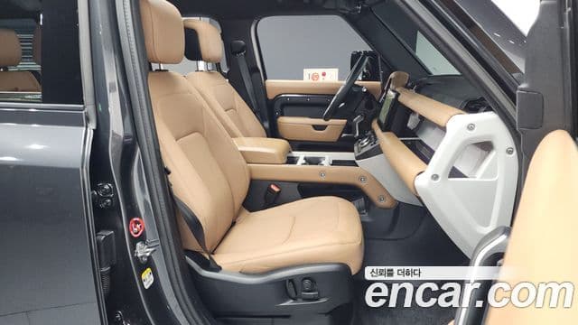 Land Rover Defender 2025 — ფოტო 11/20