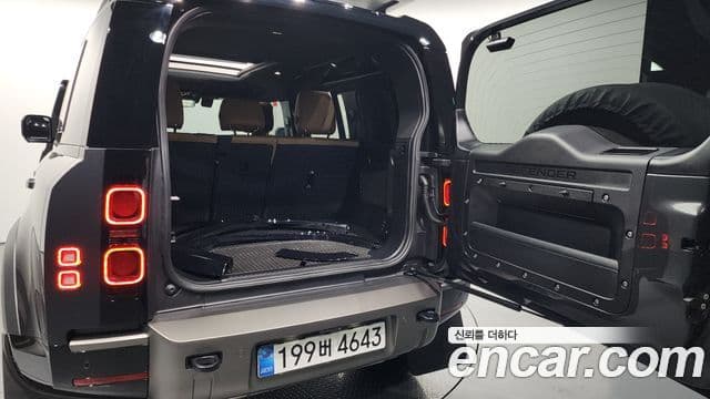 Land Rover Defender 2025 — ფოტო 20/20
