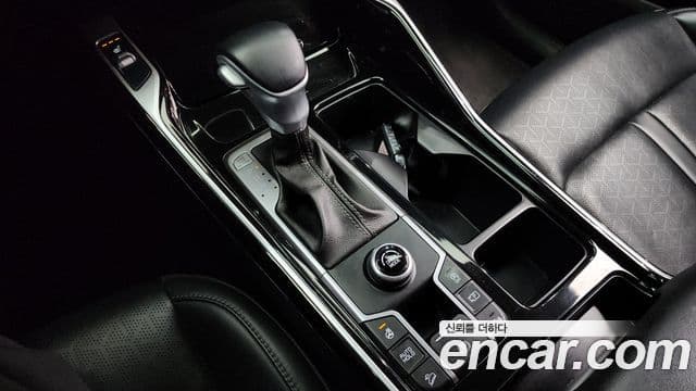 Kia Sorento 2022 — ფოტო 9/20