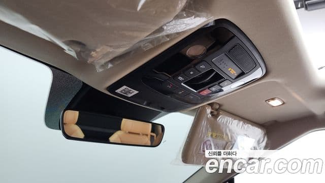 Kia Carnival 2021 — Şəkil 17/20