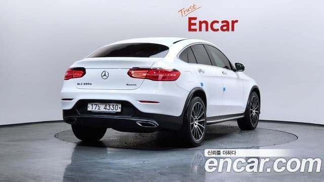 Mercedes-Benz GLC-Class 2018 — Şəkil 1/20