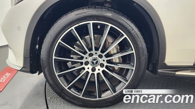 Mercedes-Benz GLC-Class 2018 — Şəkil 4/20