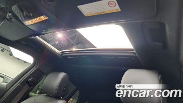 Mercedes-Benz GLC-Class 2018 — Şəkil 19/20