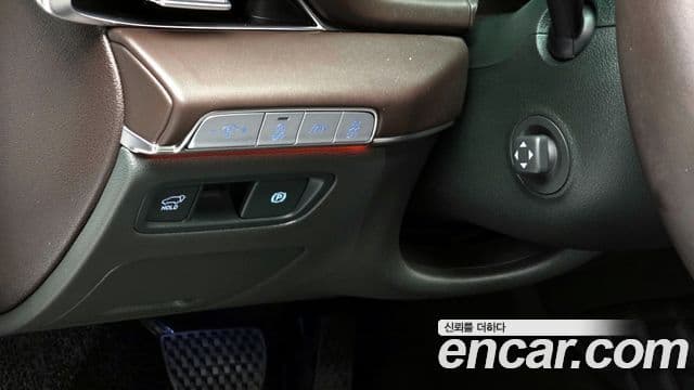 Genesis GV80 2021 — Photo 15/20