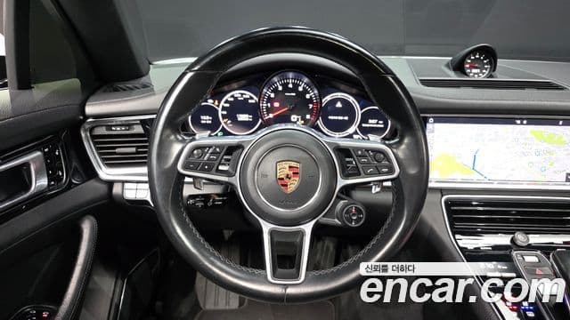 Porsche Panamera 2018 — Photo 4/20