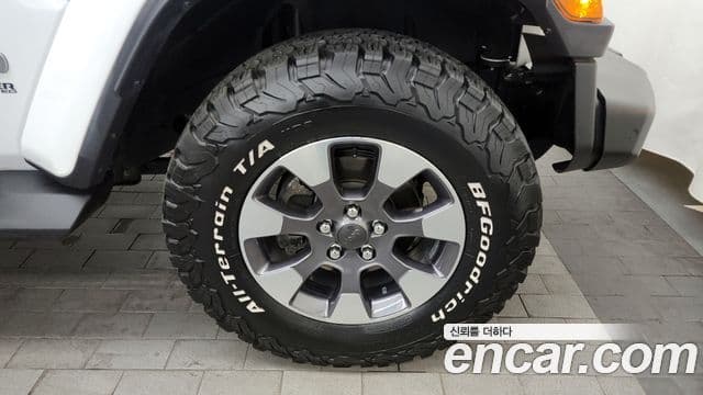 Jeep Wrangler 2021 — Şəkil 5/20