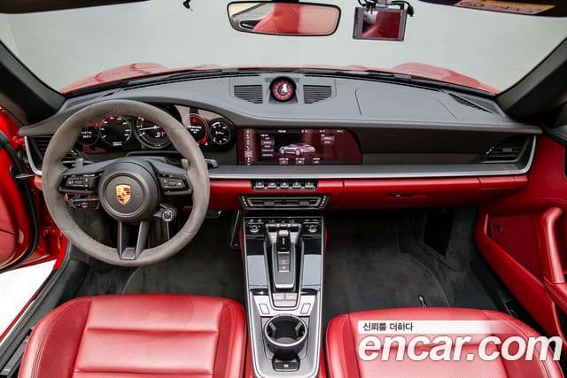 Porsche 911 2020 — Photo 16/20