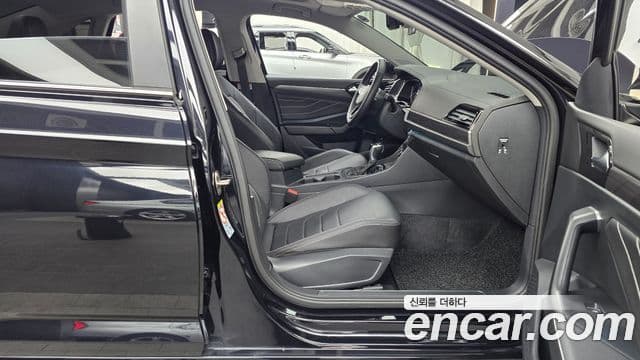 Volkswagen Jetta 2024 — Şəkil 10/20