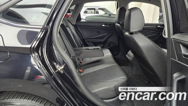 Volkswagen Jetta 2024 — Şəkil 11/20