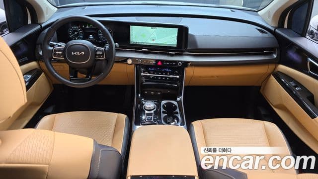 Kia Carnival 2023 — Şəkil 7/20