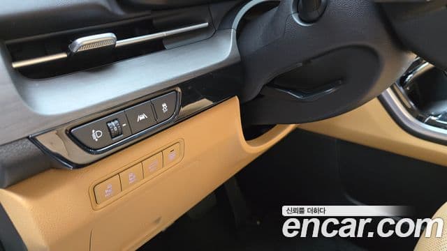 Kia Carnival 2023 — Şəkil 14/20