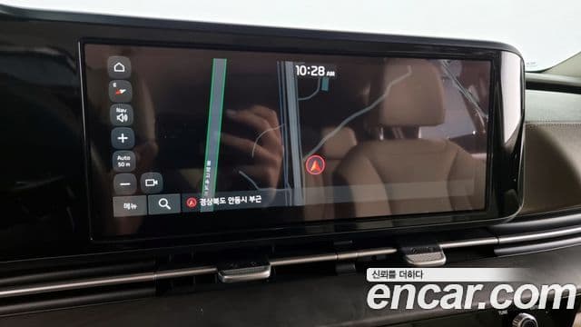 Kia Carnival 2020 — ფოტო 14/20