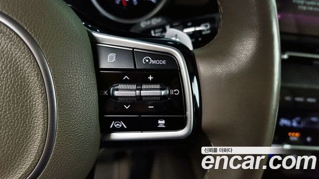 Kia Carnival 2020 — ფოტო 20/20