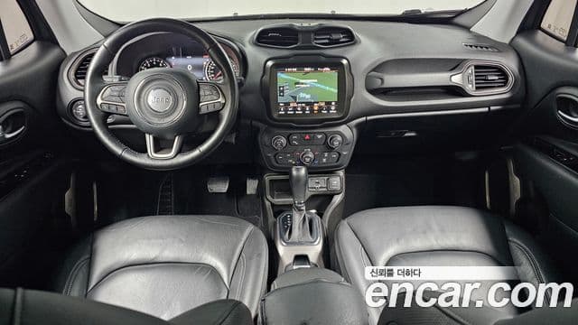 Jeep Renegade 2021 — Фото 7/20