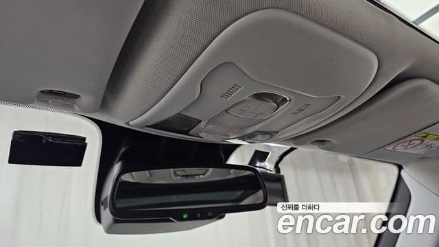 Jeep Renegade 2021 — Фото 18/20