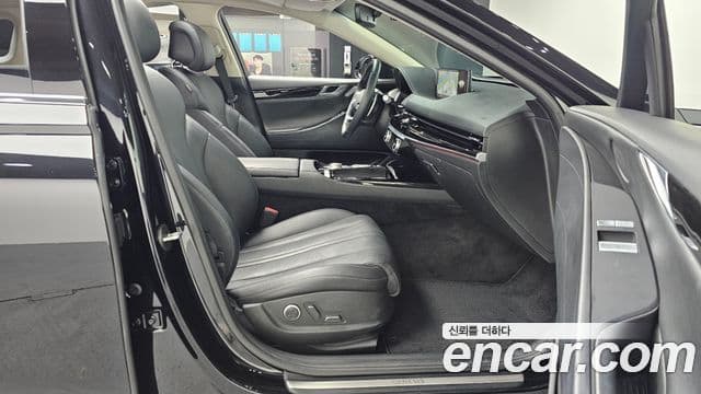 Genesis G80 2021 — Photo 8/20
