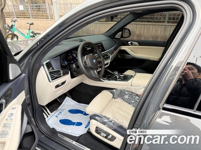 BMW X7 2022 — ფოტო 2/20