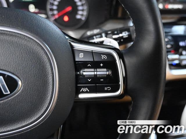 Kia Sorento 2021 — Şəkil 17/20