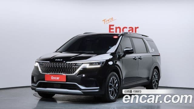Kia Carnival 2022 — Фото 1/20