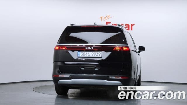 Kia Carnival 2022 — Фото 4/20