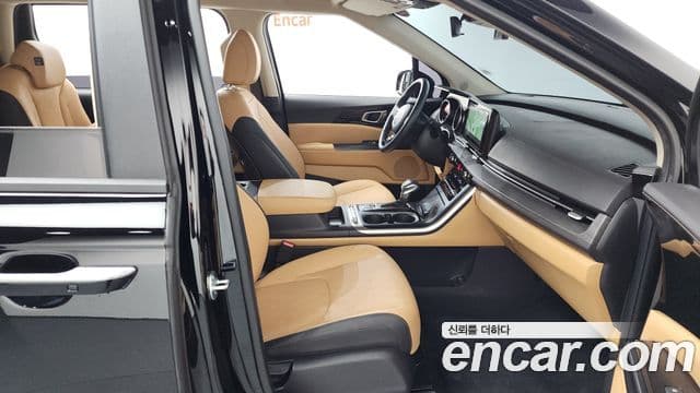 Kia Carnival 2022 — Фото 11/20