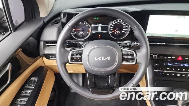 Kia Carnival 2022 — Фото 13/20