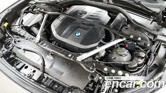 BMW 7 Series 2024 — ფოტო 6/20
