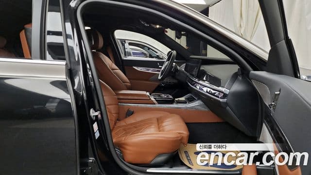 BMW 7 Series 2024 — ფოტო 11/20