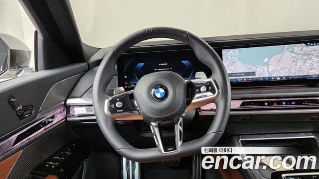BMW 7 Series 2024 — ფოტო 13/20