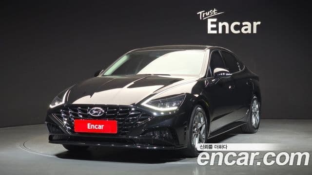 Hyundai Sonata Hybrid 2021 — Photo 12/20