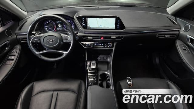 Hyundai Sonata Hybrid 2021 — Photo 4/20