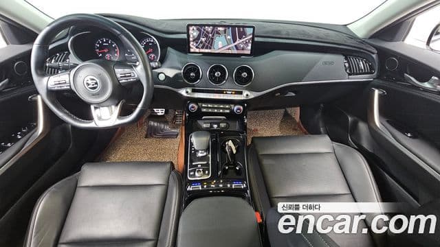 Kia Stinger 2021 — Şəkil 7/20