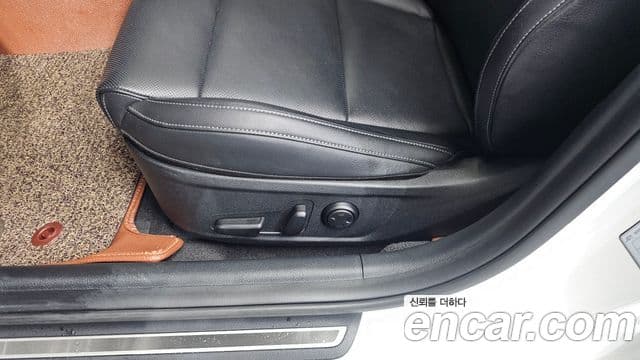 Kia Stinger 2021 — Şəkil 17/20