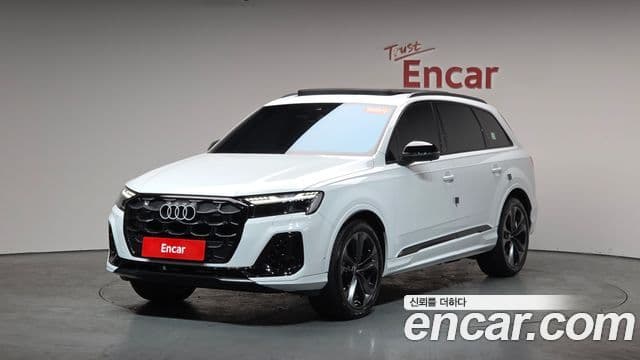 Audi Q7 2025 — ფოტო 11/20