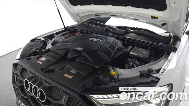 Audi Q7 2025 — ფოტო 6/20