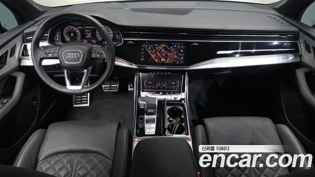 Audi Q7 2025 — ფოტო 7/20