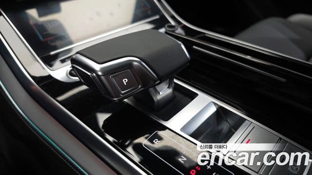 Audi Q7 2025 — ფოტო 9/20