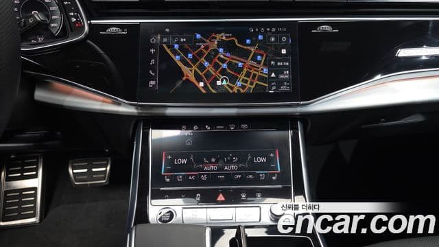 Audi Q7 2025 — ფოტო 15/20