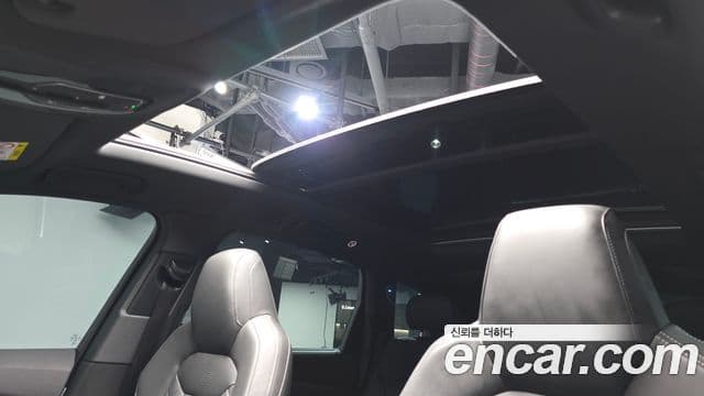 Audi Q7 2025 — ფოტო 17/20