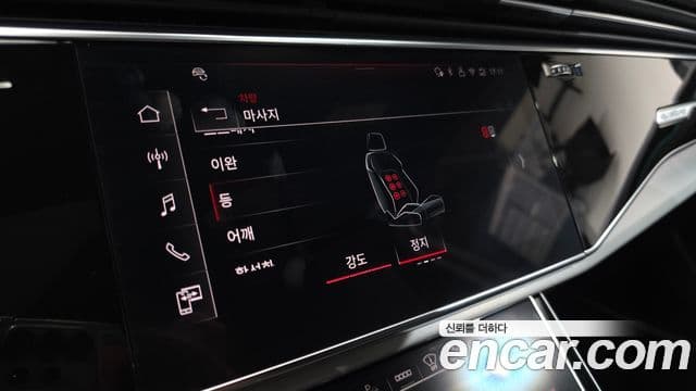 Audi Q7 2025 — ფოტო 19/20