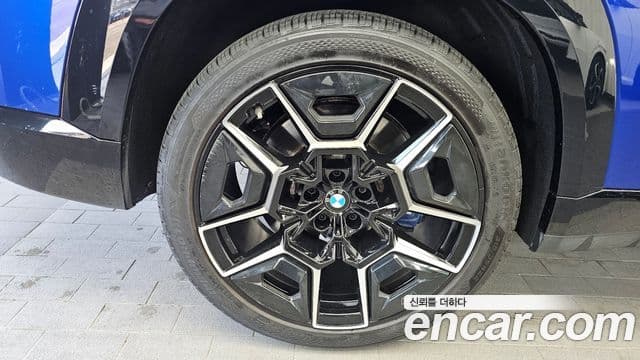 BMW XM 2023 — ფოტო 5/20