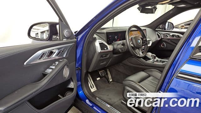 BMW XM 2023 — ფოტო 10/20