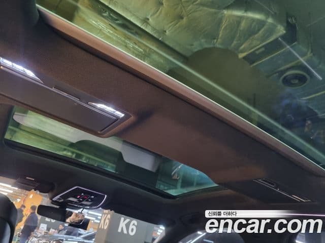 Audi A8 2019 — Şəkil 16/20